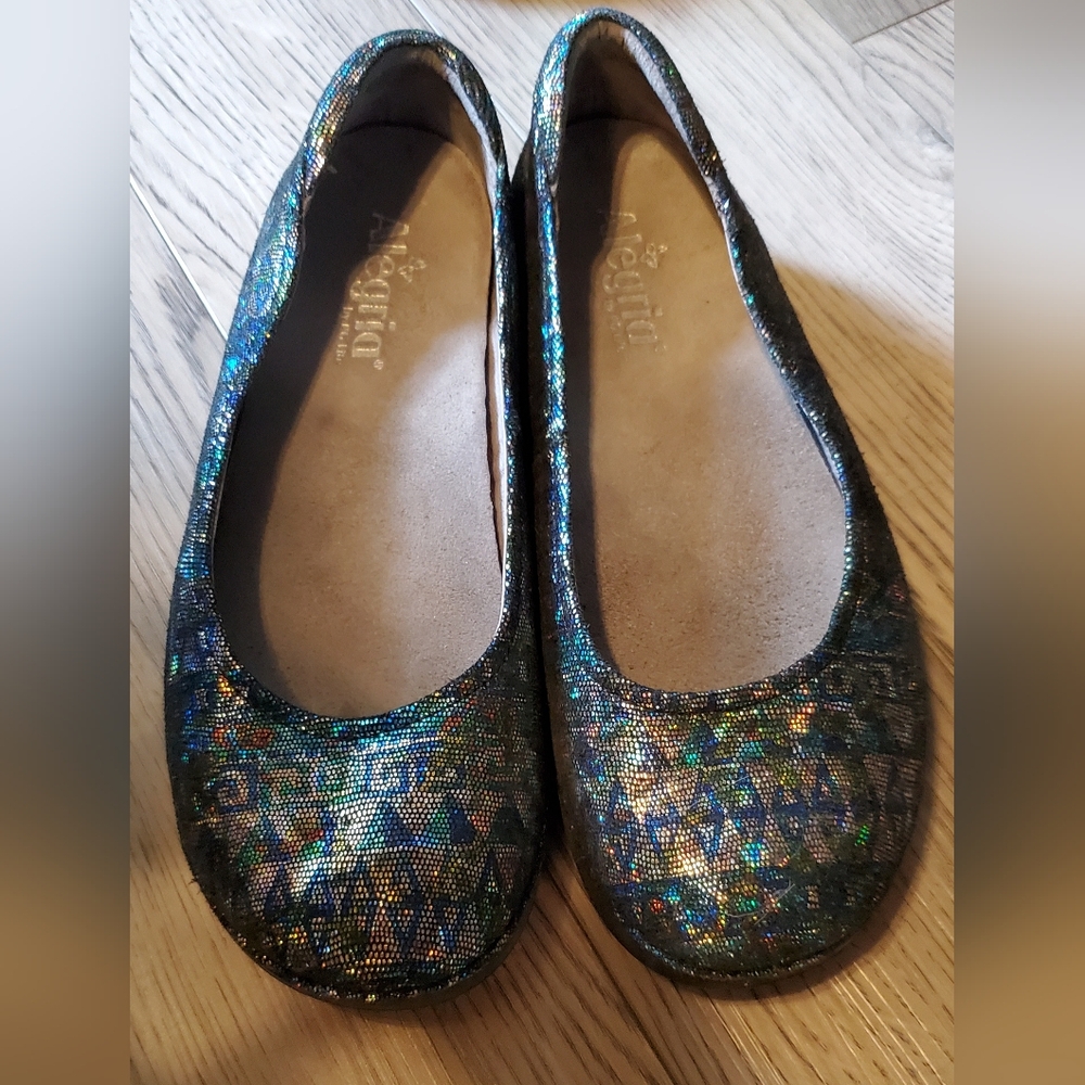 Alegria ballet flats